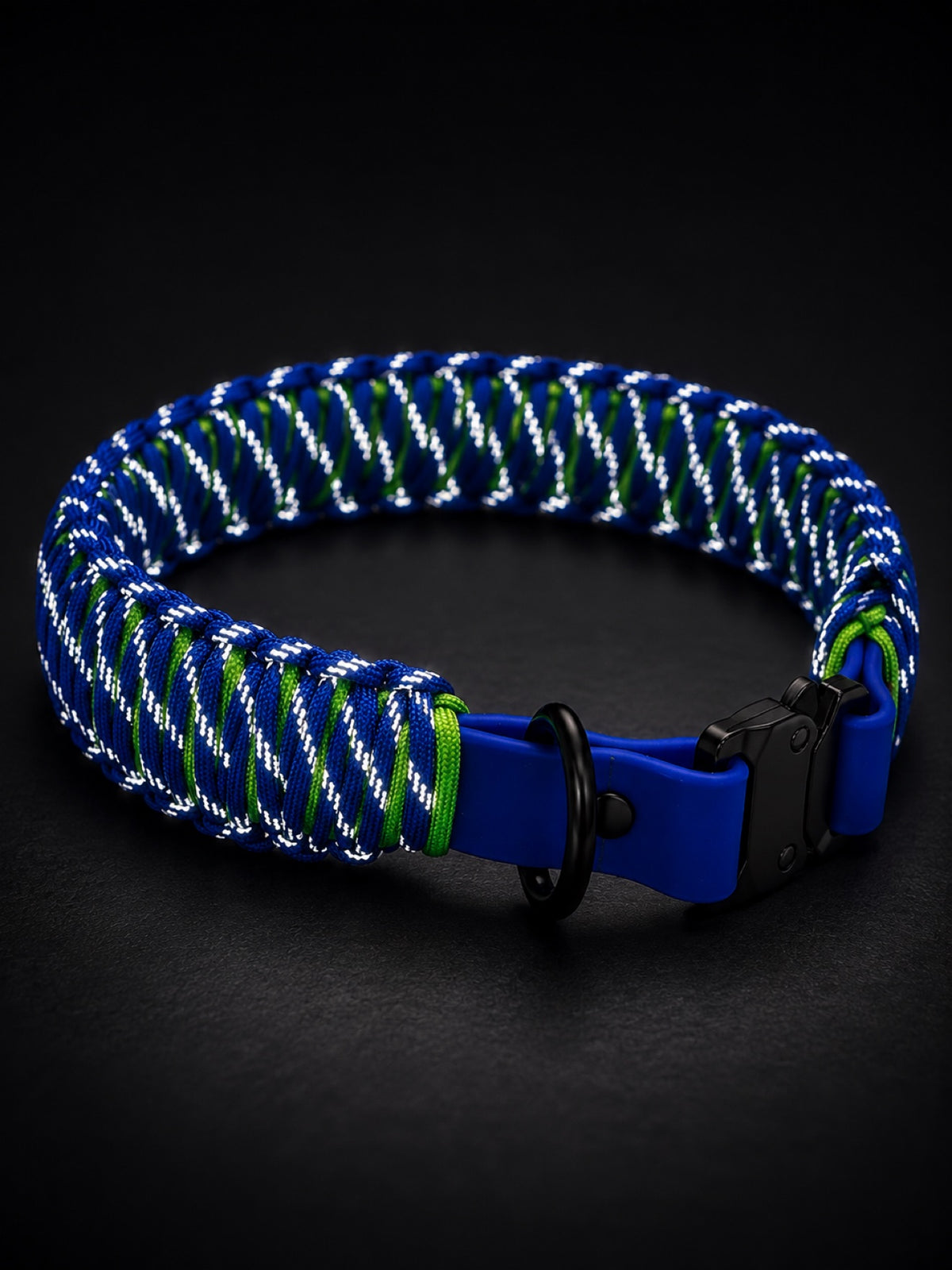 Blue and green paracord collar